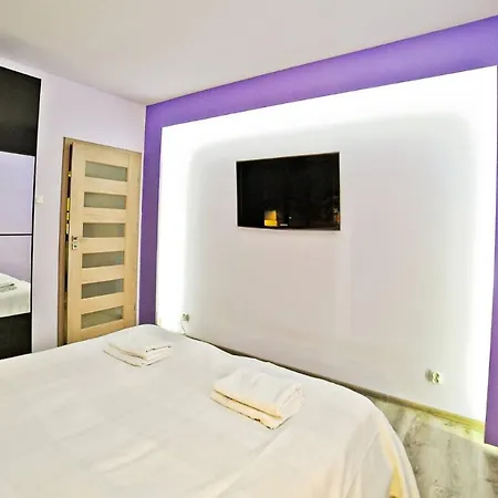 公寓 Grand - Malibu - Located 5 Minutes From The Sea 索波特